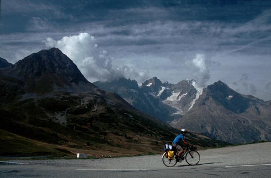 Ups and Downs: A Cycling Journey Across the Alps