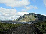 Hr&ouml;nn - &THORN;akgil