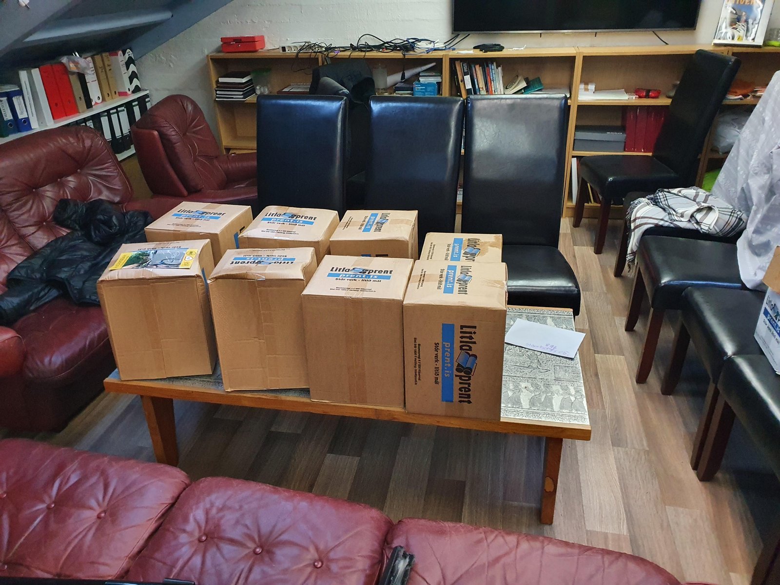 Klúbbhúsið á floti
