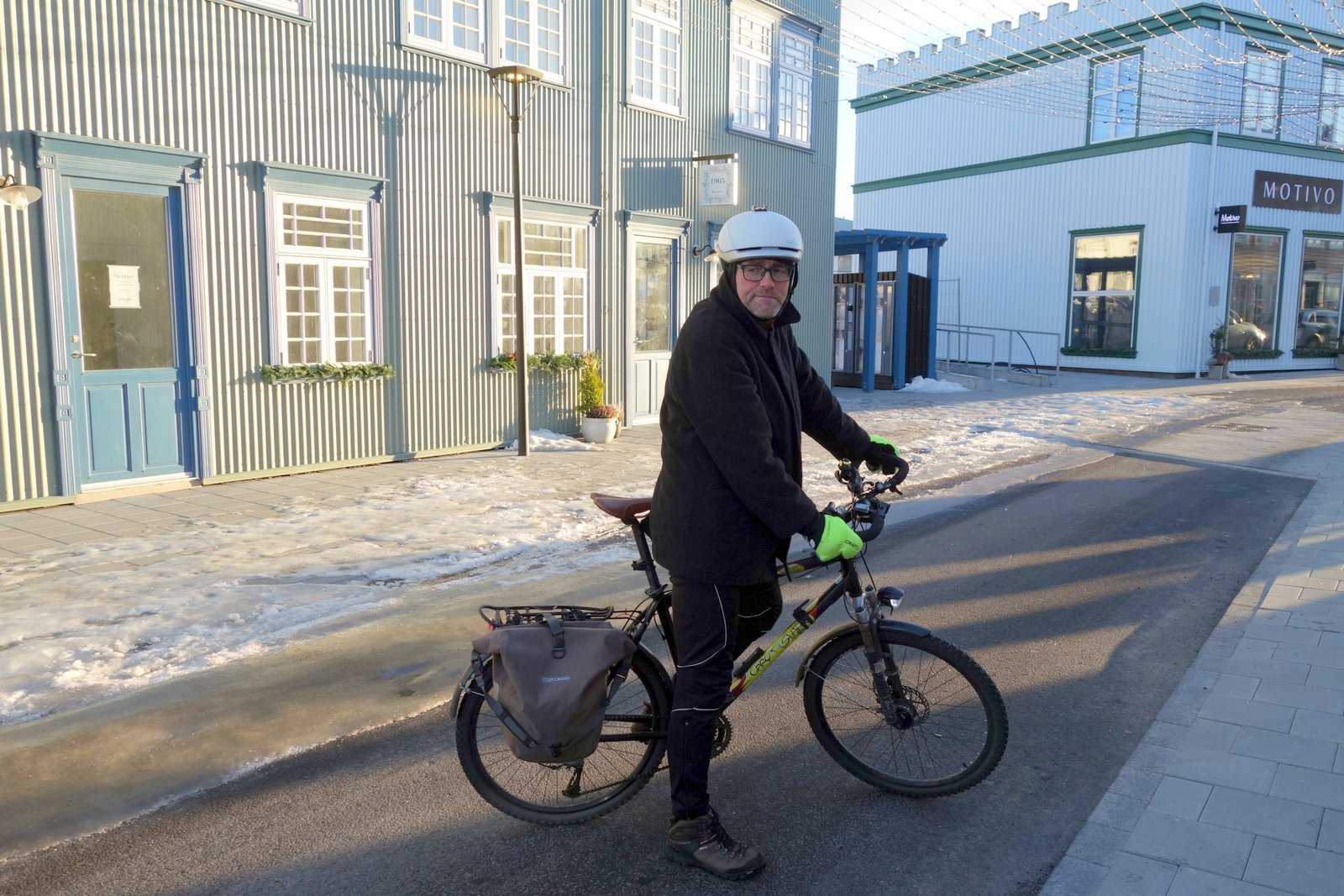 2021 - Selfoss - Hellisskógur