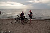 &Aacute; R&auml;bocka str&ouml;ndinni / on R&auml;bocka's beach. Gu&eth;bjartur & Gu&eth;r&uacute;n. - Sv&iacute;&thorn;j&oacute;&eth; 2022 - GWG 